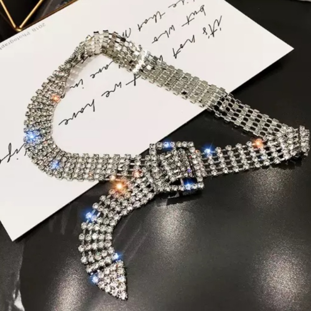 Silver Rhinestone Crystal Choker